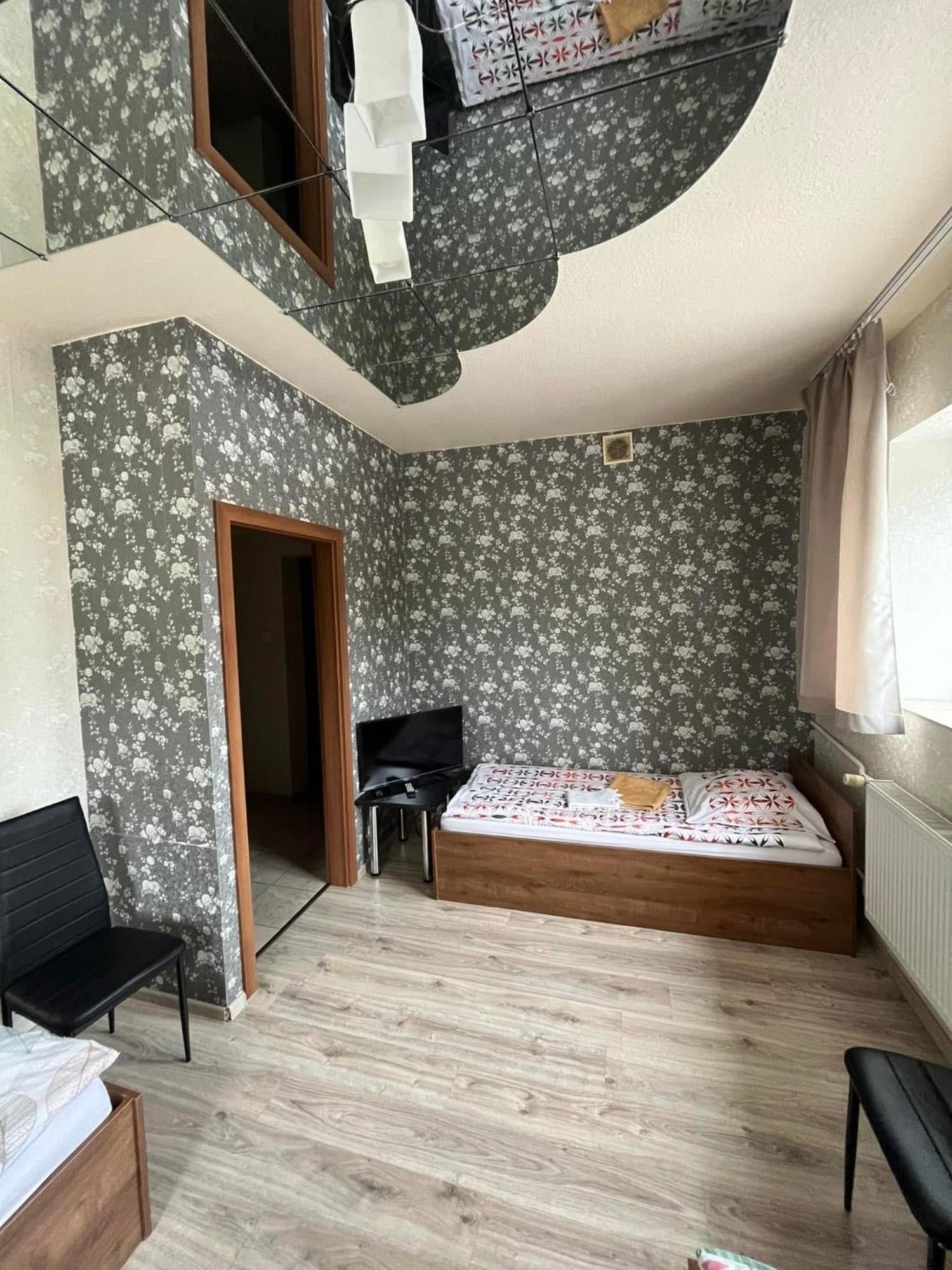Zajazd Don Kichot Łódź Exterior foto